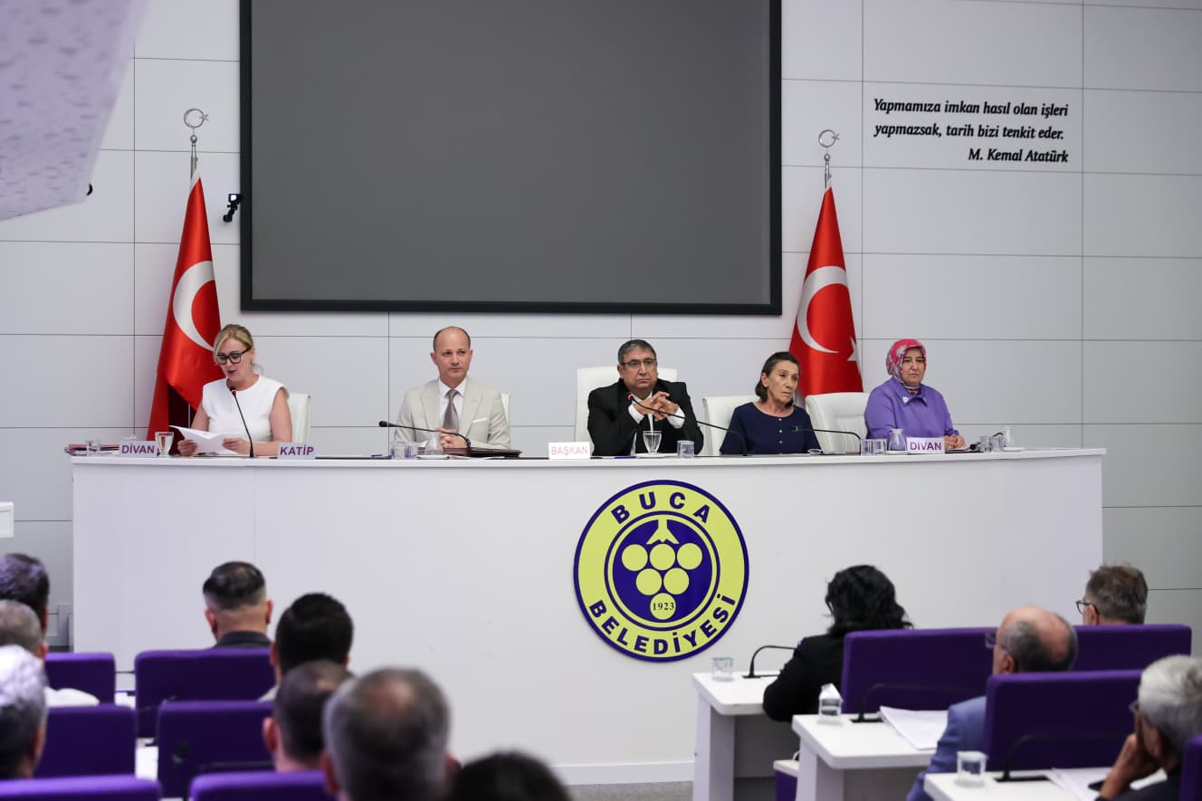 Buca’nın Çınarları İçin "3. Yaş Üniversitesi" Kuruluyor