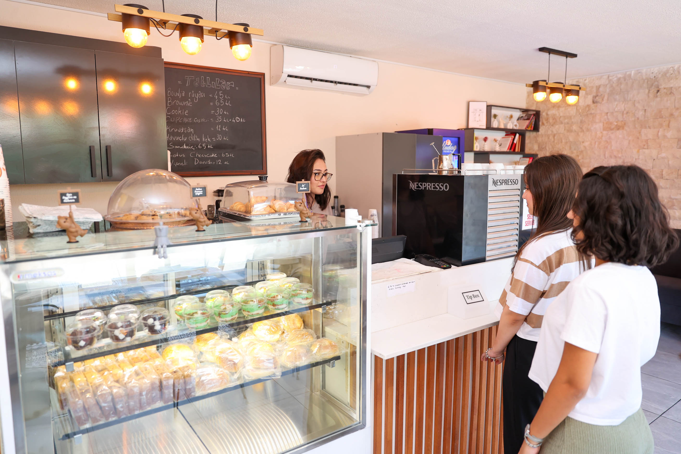 Bucafe 1928 Gençlerin Yüzünü Güldürdü 