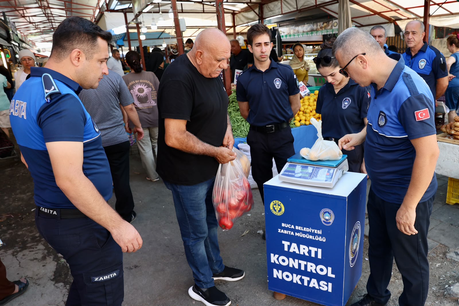 Buca’nın Pazarlarında Güvenli Alışveriş Dönemi