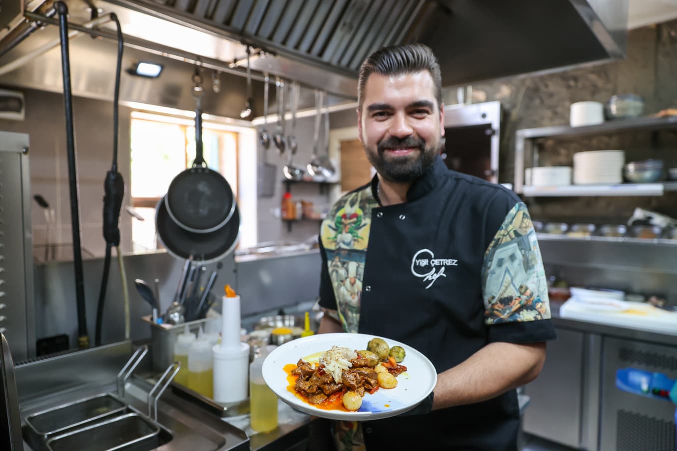 Buca’nın Cep Dostu Kafeleri Vatandaşa Nefes Aldırıyor