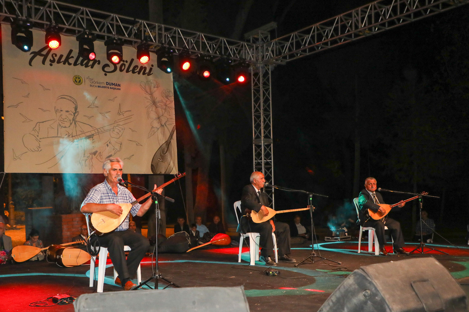 Buca'da Aşıklar Şöleni düzenlendi