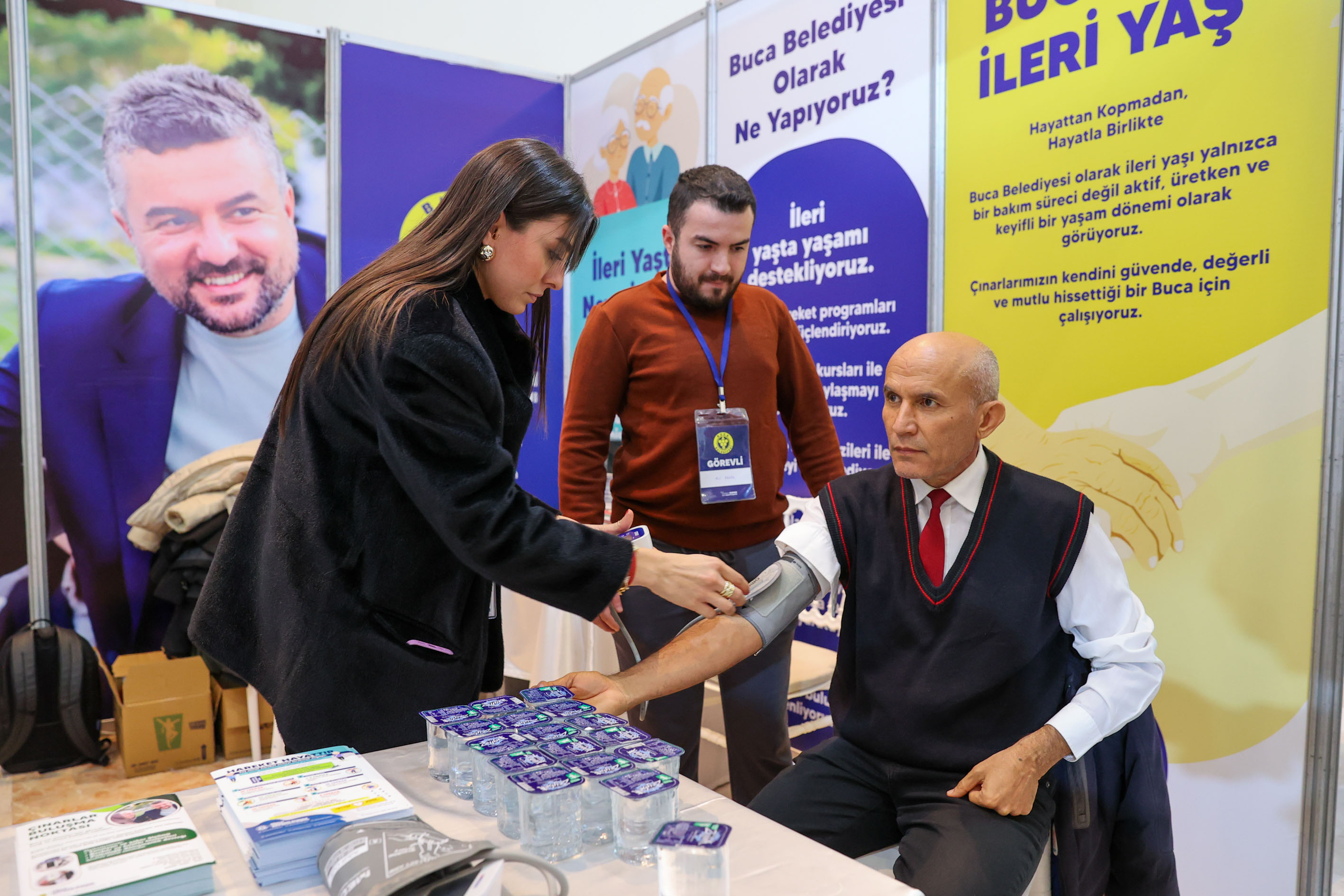 Buca Belediyesi Yaşlı Dostu Hizmetlerini Tanıttı