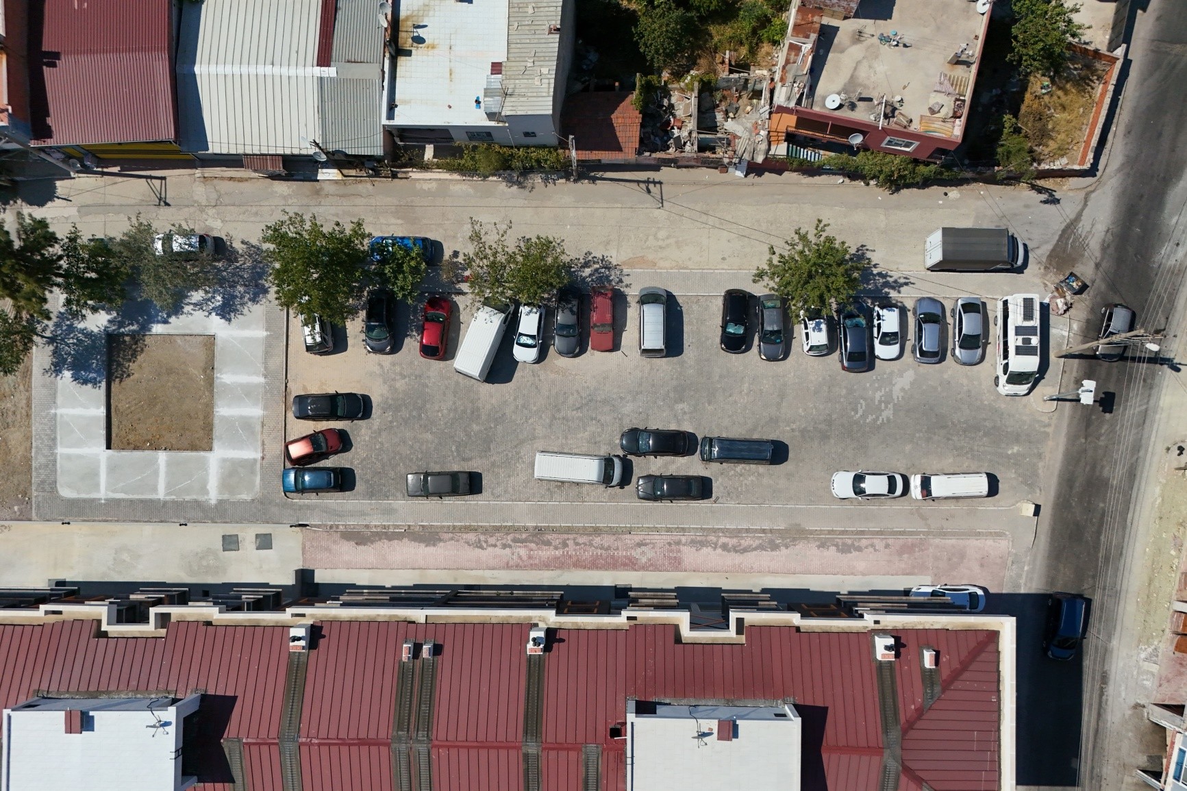 İnönü Mahallesi 677/20 Sokak Otopark İmalat Çalışması