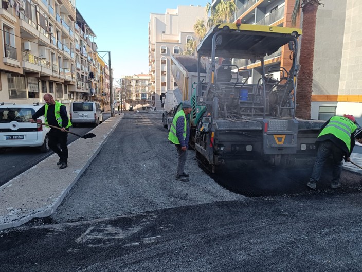 38 Sokak Yaylacık Mahallesi Serme Asfalt Çalışması